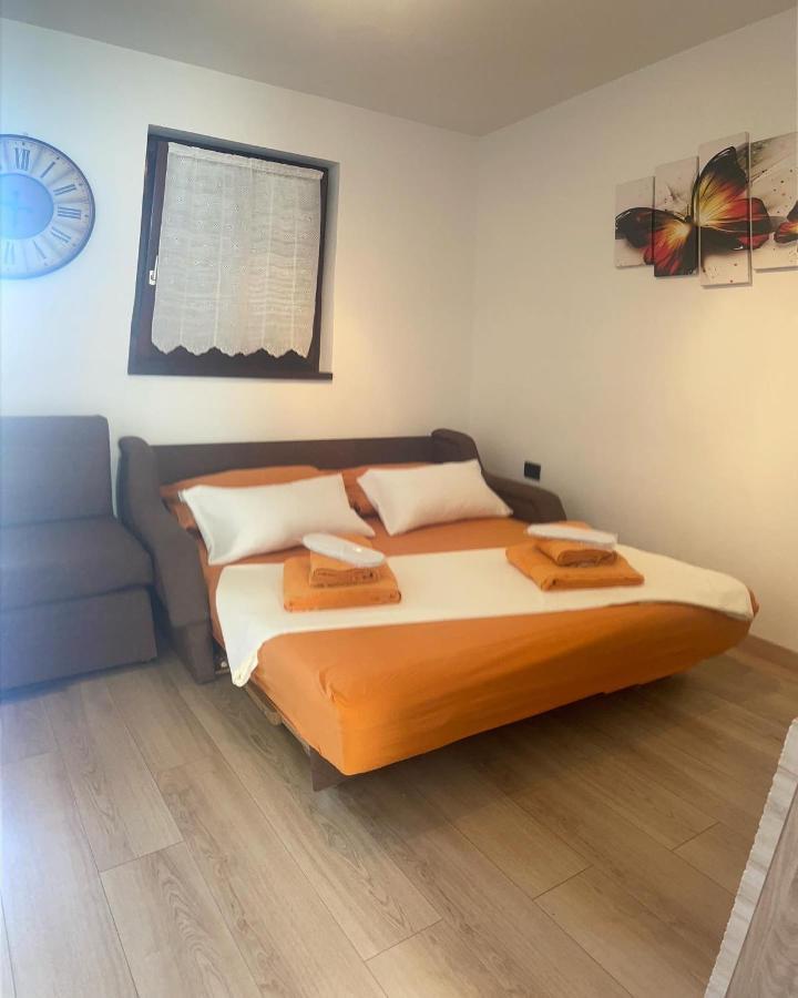 Residence4A-Appartamento Bianco Ровини Екстериор снимка