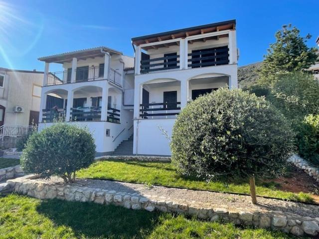 Residence4A-Appartamento Bianco Ровини Екстериор снимка